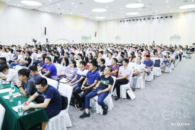 DƬ1.jpg